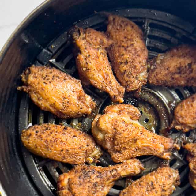How to Make Air Fryer Chicken Wings (with Baking Powder) The Virtual Caterer