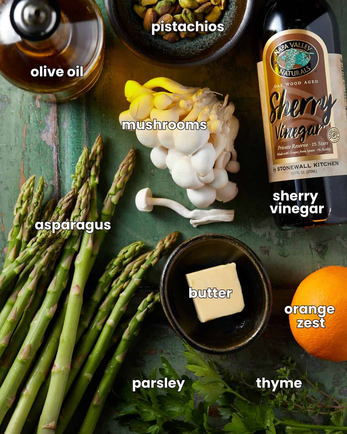 Ingredients needed to make sauteed asparagus with mushrooms. 